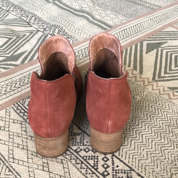 Anthropologie Liendo by Seychelles Booties - Picture 7 of 10